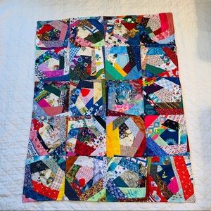MULTICOLOR RAG QUILT